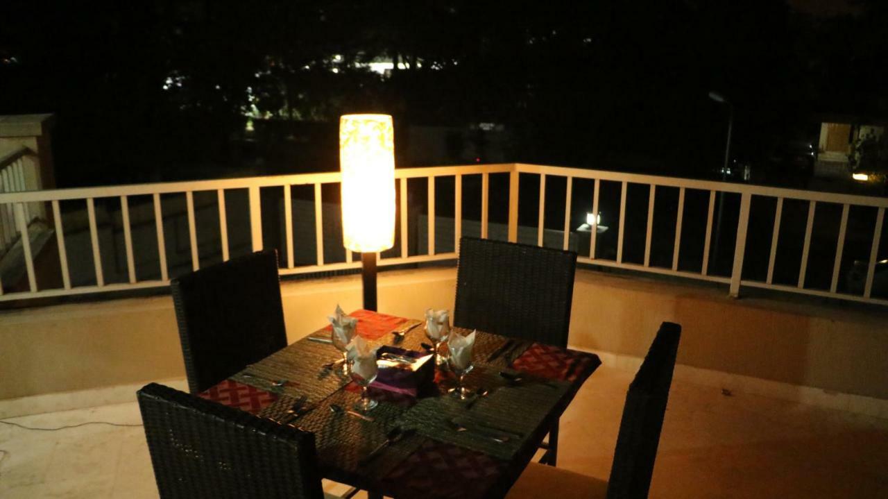 The Royal Manor Bed & Breakfast Islamabad Exterior foto
